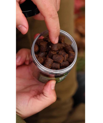 Nikl Chytací pelety Scopex & Squid 250ml