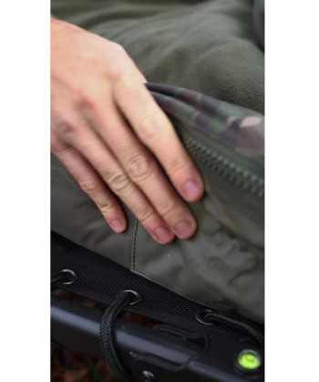 Trakker Lehátko Levelite Oval MF-HDR Wide Sleep System