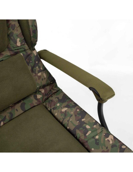 Trakker Křeslo komfortní s područkami Levelite Camo Longback Chair
