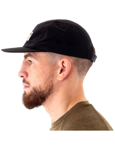 Trakker Kšiltovka 5 Panel Black Cap