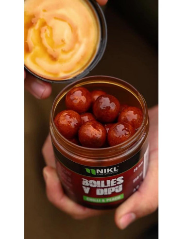 Nikl Boilies v dipu Chilli & Peach 250ml