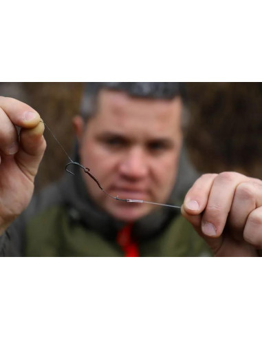 Carp´R´Us Hotový návazec Combi Rig Stifflink 9,5cm - Predator 2ks