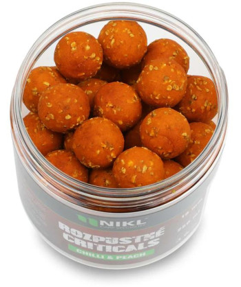 Nikl Rozpustné Criticals boilie Chilli & Peach 250ml