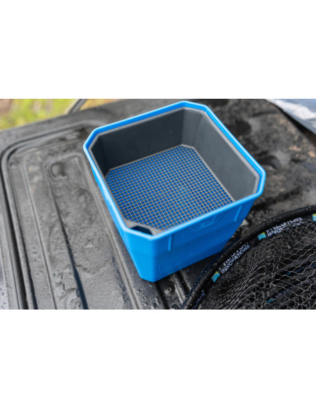 Preston 4Pt Bait Tub