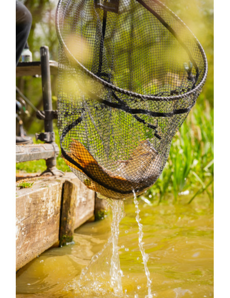 Preston Carbon F1 Latex Landing Net 16